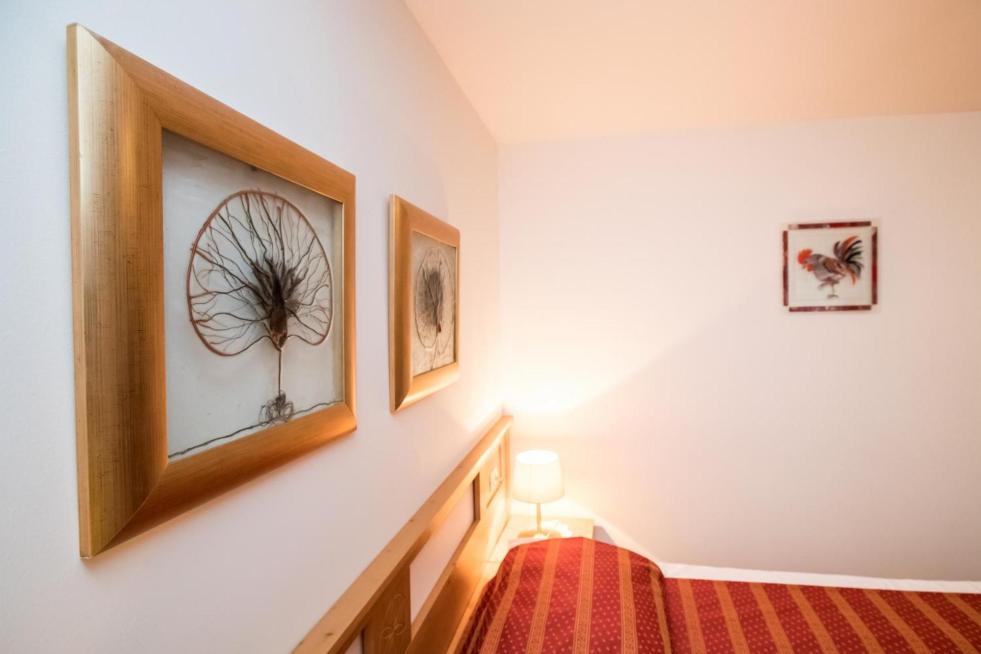 Art Hotel Kristal 博希尼 外观 照片