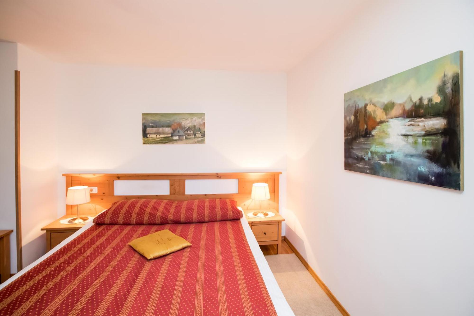 Art Hotel Kristal 博希尼 外观 照片
